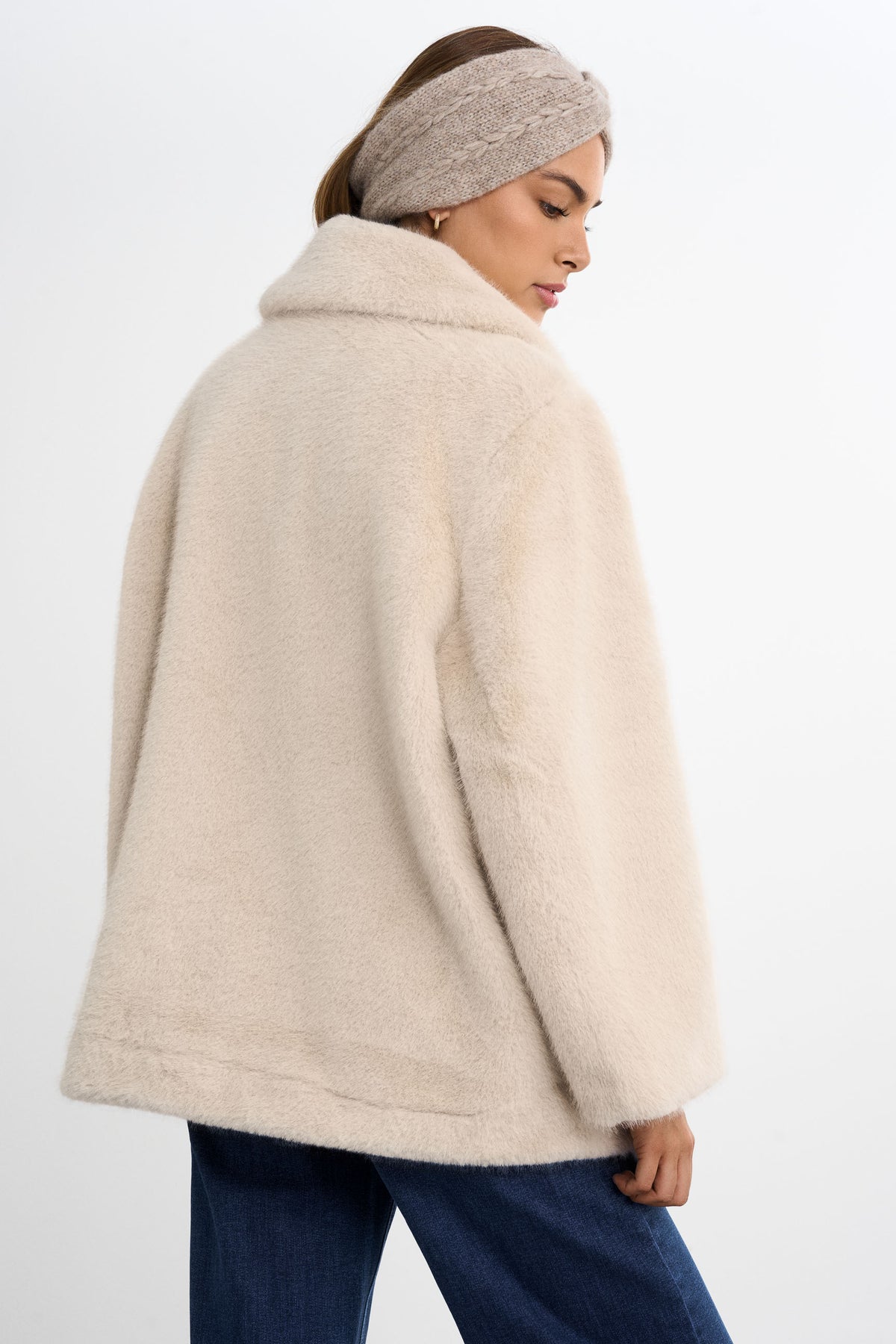 Courchevel, veste en fausse fourrure