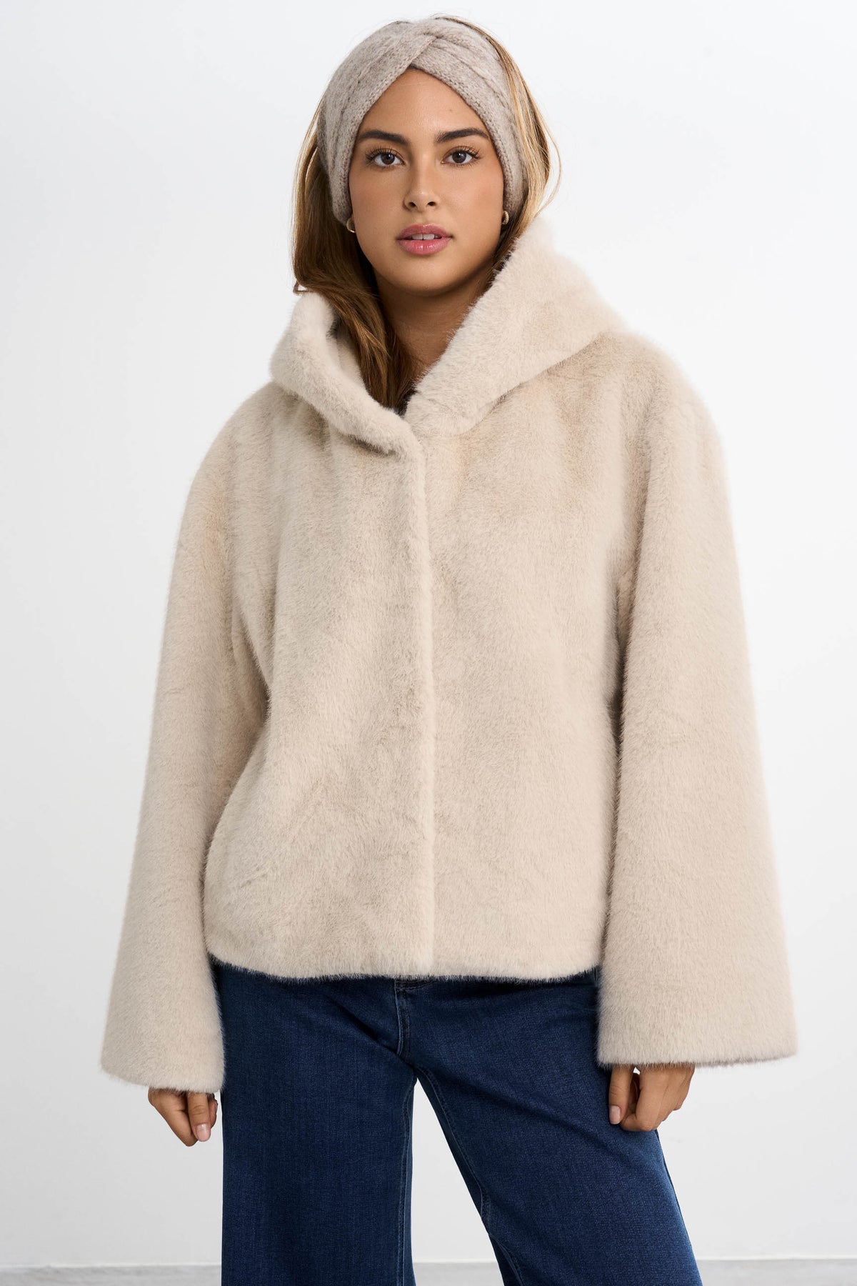 Kunstpelzjacke