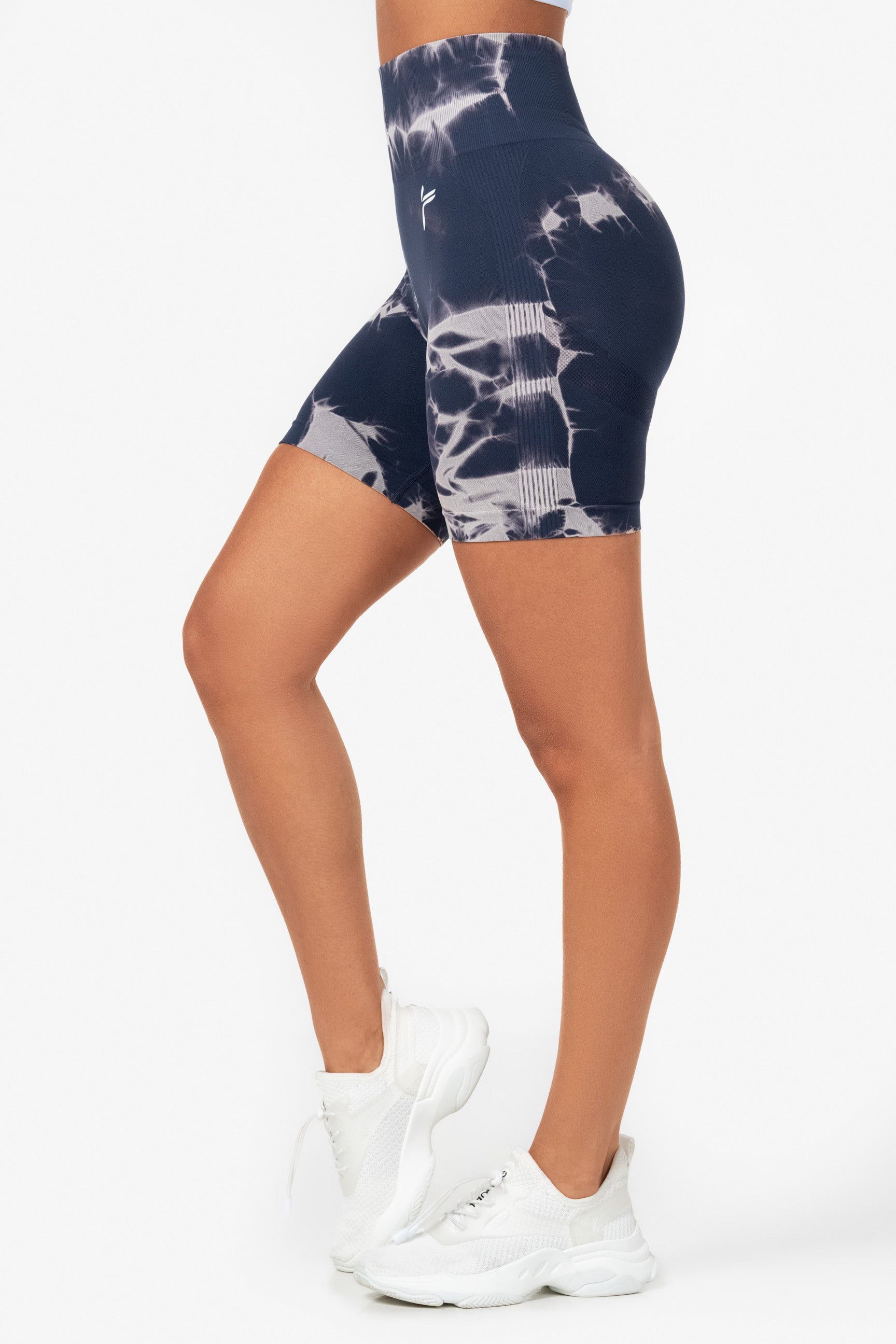 Scrunch shorts met paarse print